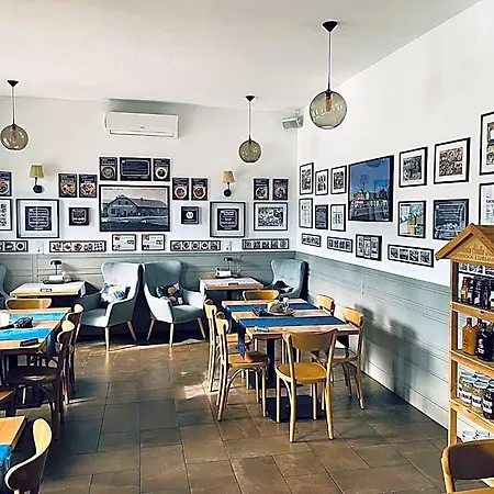 Bed & Breakfast Karczma-koszwice 3*